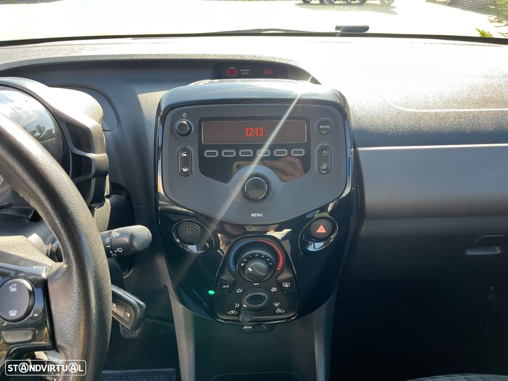 Peugeot 108 1.0 VTi Style - 32