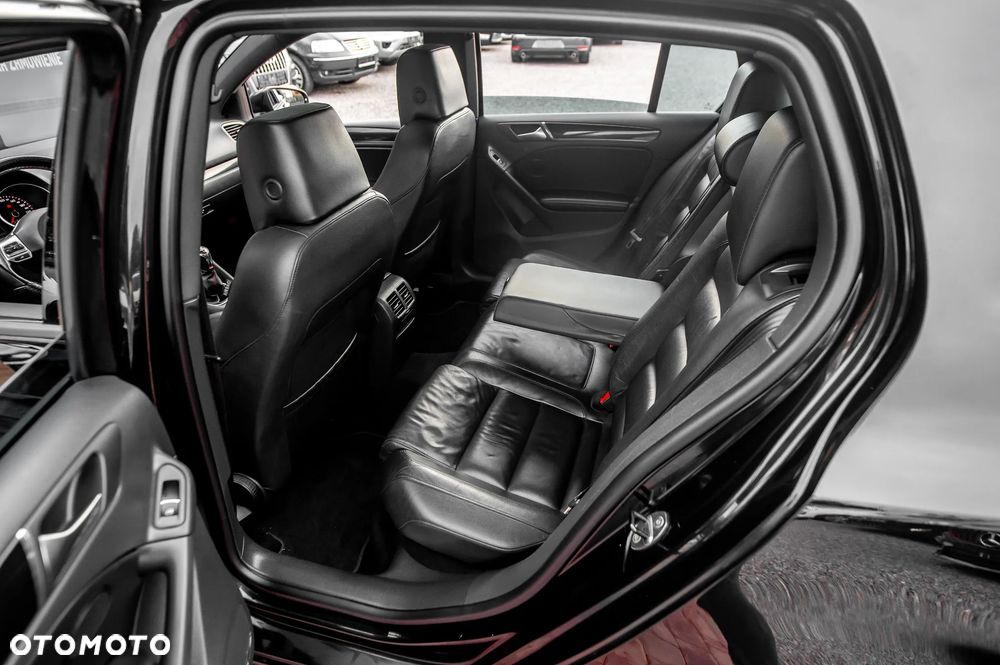 Volkswagen Golf 2.0 GTI - 18