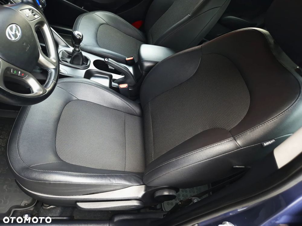 Hyundai ix35 1.6 2WD blue Style - 17