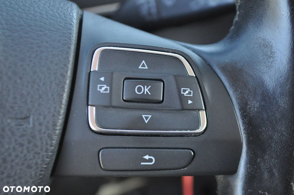 Volkswagen Touran 2.0 TDI DPF Comfortline - 18