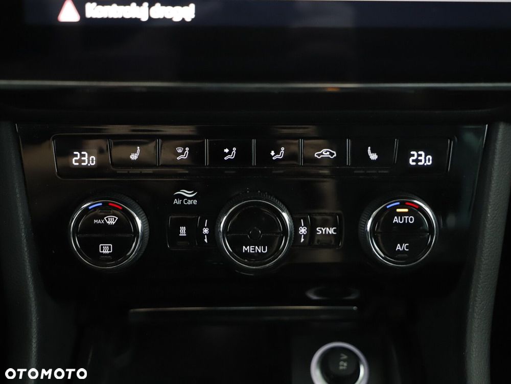 Skoda Superb 2.0 TDI SCR L&K - 20