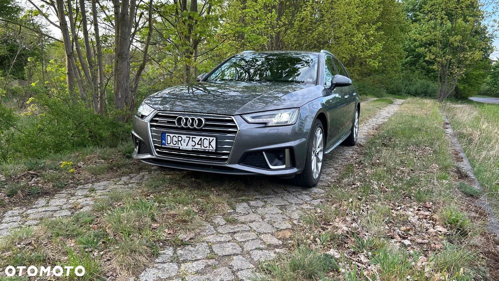 Audi A4 Avant - 1