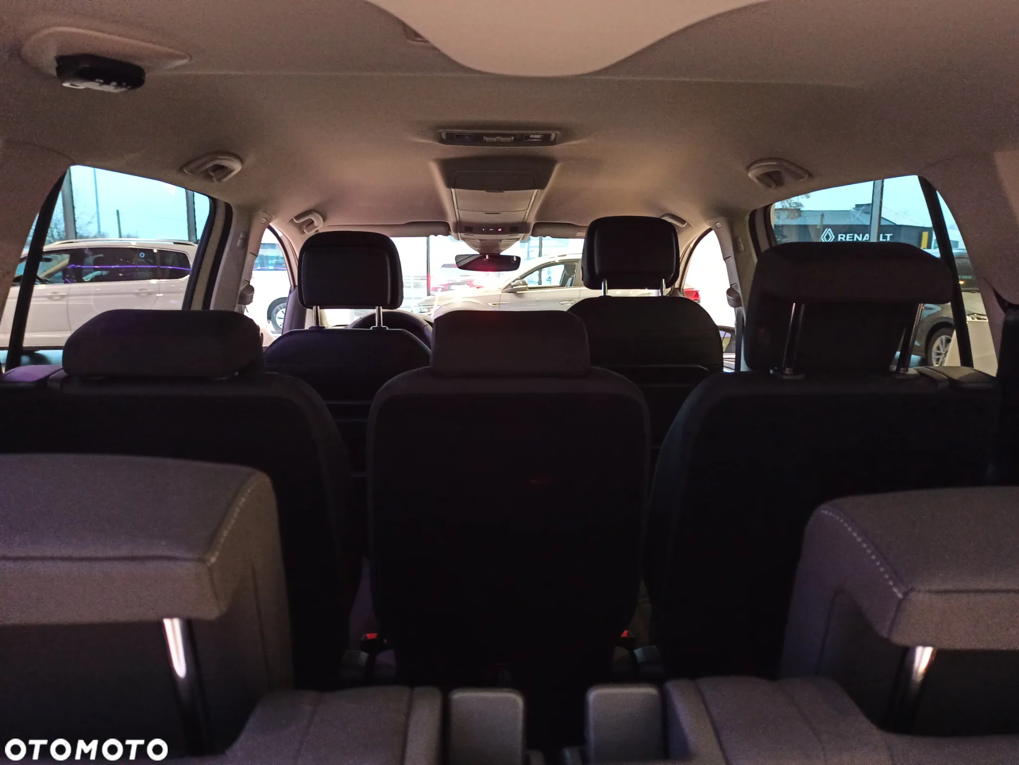 Volkswagen Touran 1.5 TSI EVO Highline DSG - 9