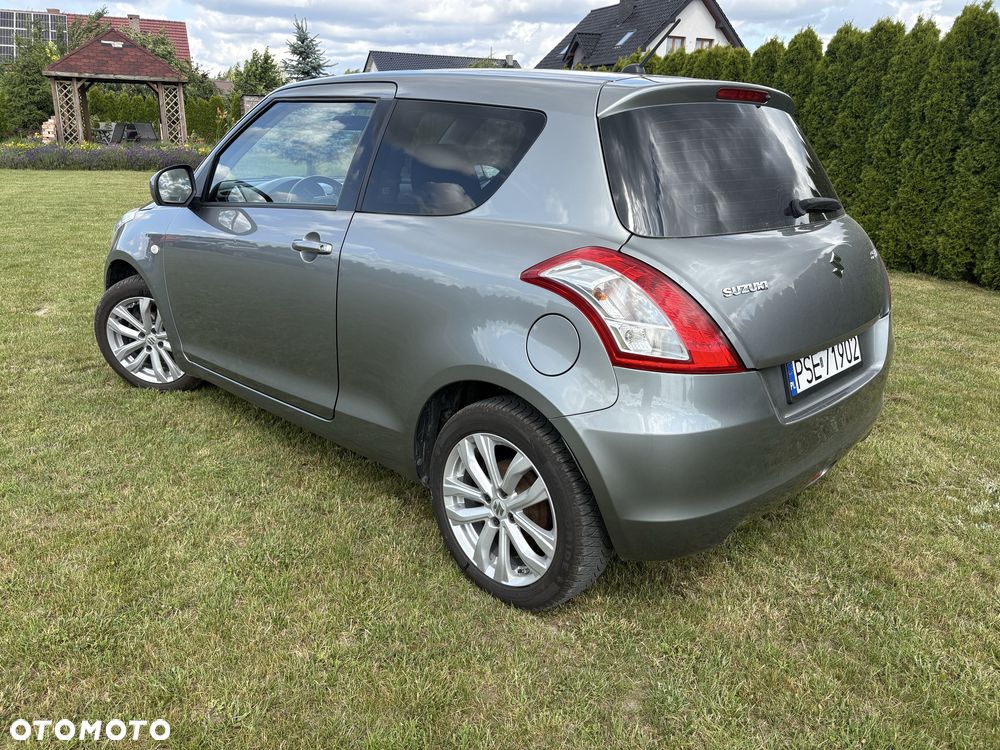 Suzuki Swift - 4