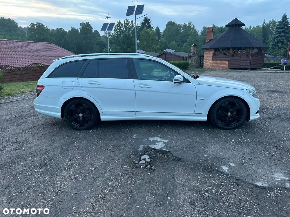 Mercedes-Benz Klasa C 180 Kompressor Automatik BlueEFFICIENCY Avantgarde - 8