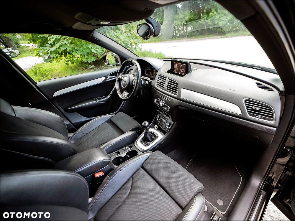 Audi Q3 - 18