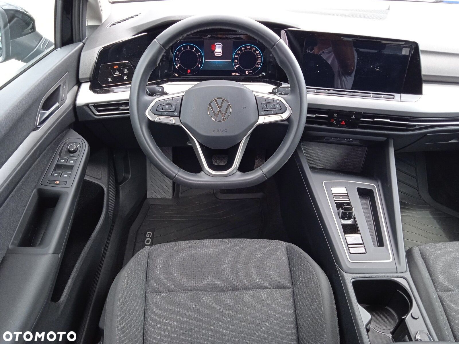 Volkswagen Golf - 10