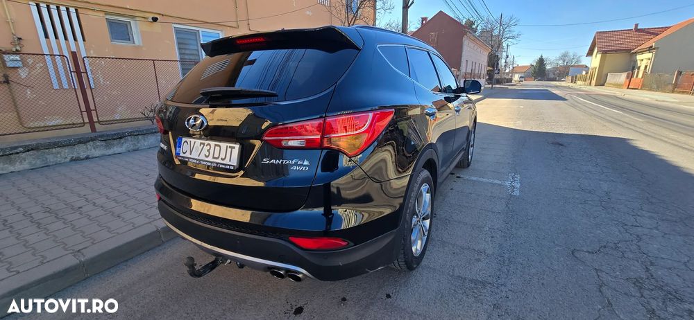 Hyundai Santa Fe 2.2 CRDi 4WD Premium - 4