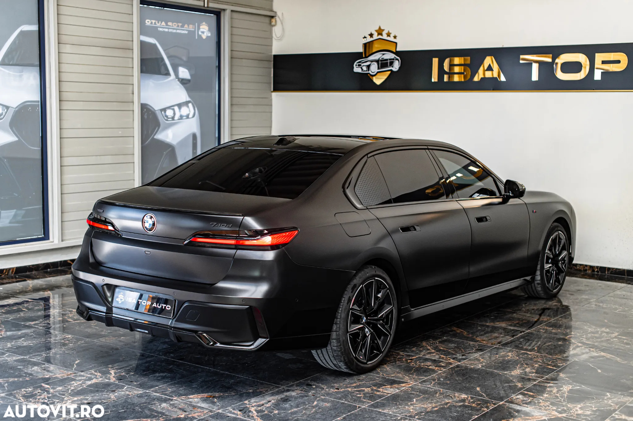 BMW Seria 7 740d xDrive MHEV - 33