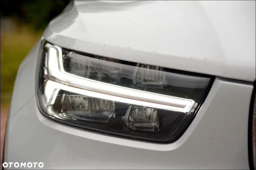 Volvo XC 40 D3 SCR Momentum - 36
