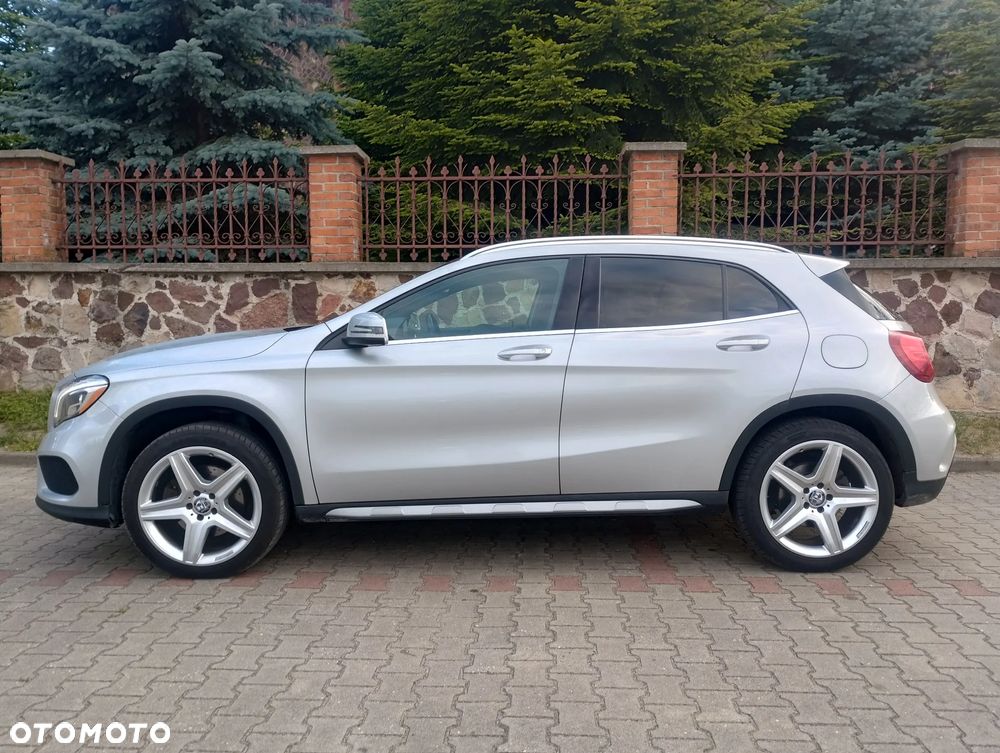 Mercedes-Benz GLA 250 4-Matic AMG Line - 5
