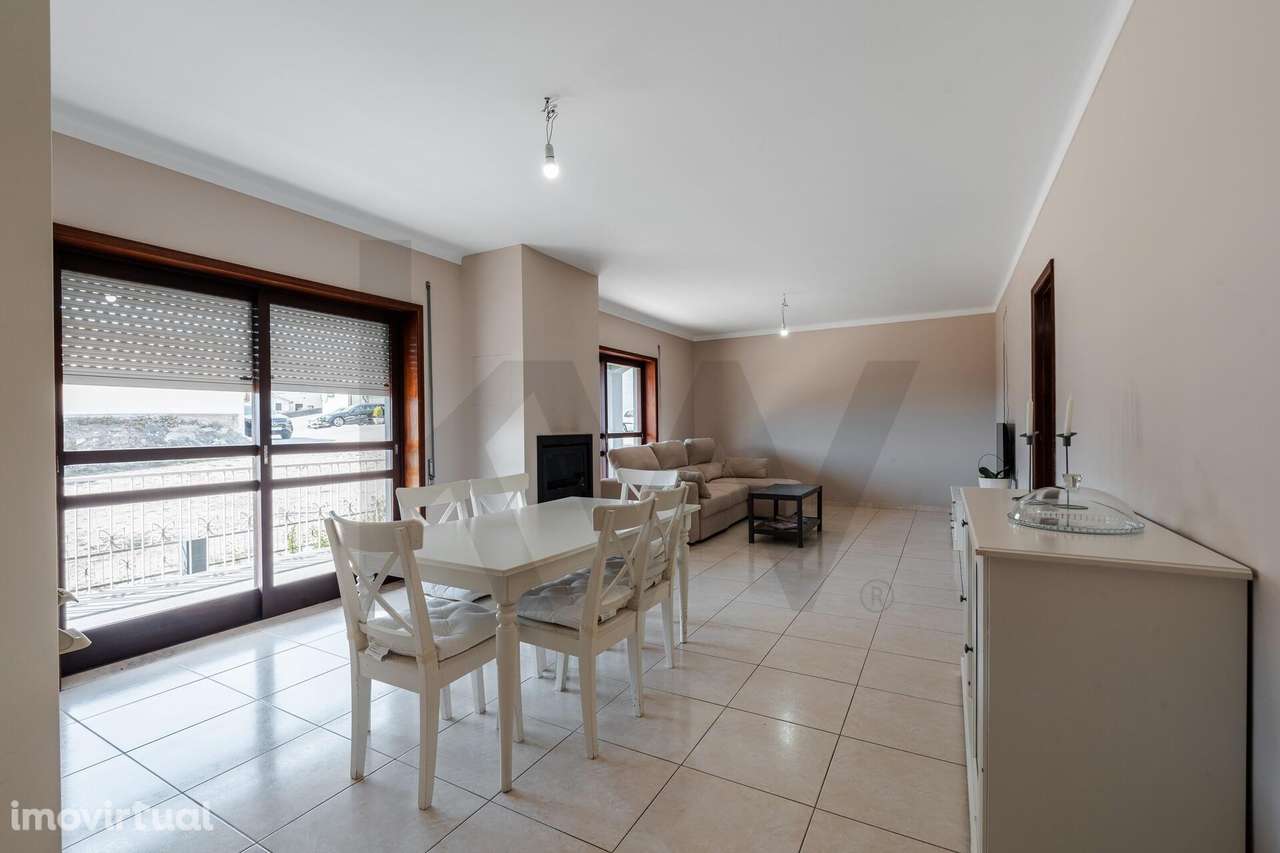 Moradia T4 em UL – Oliveira de Azeméis! - Grande imagem: 5/45