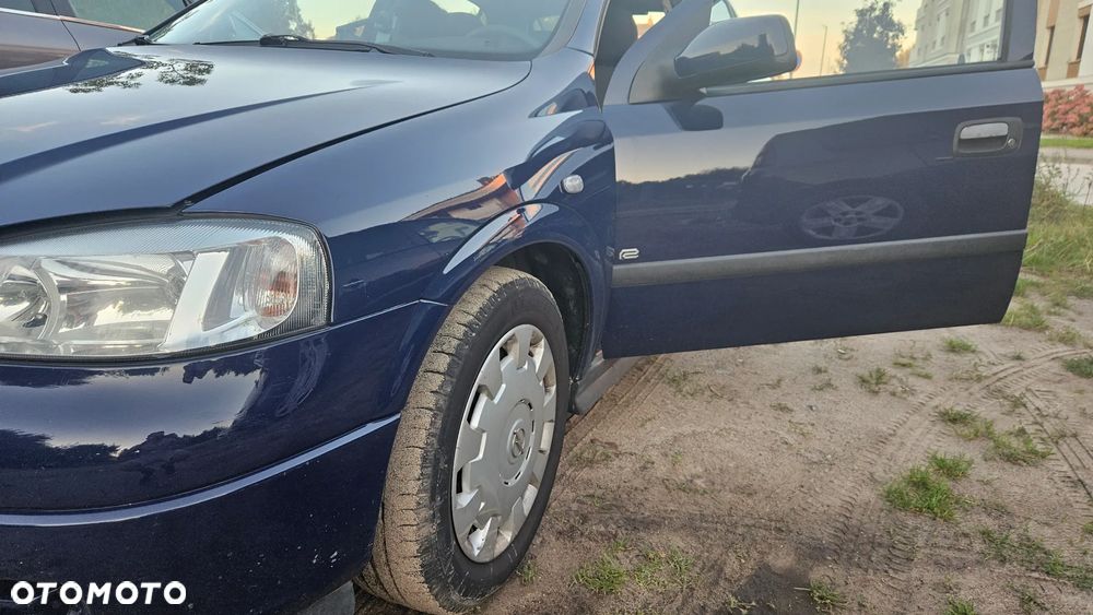 Opel Astra III 1.4 - 17