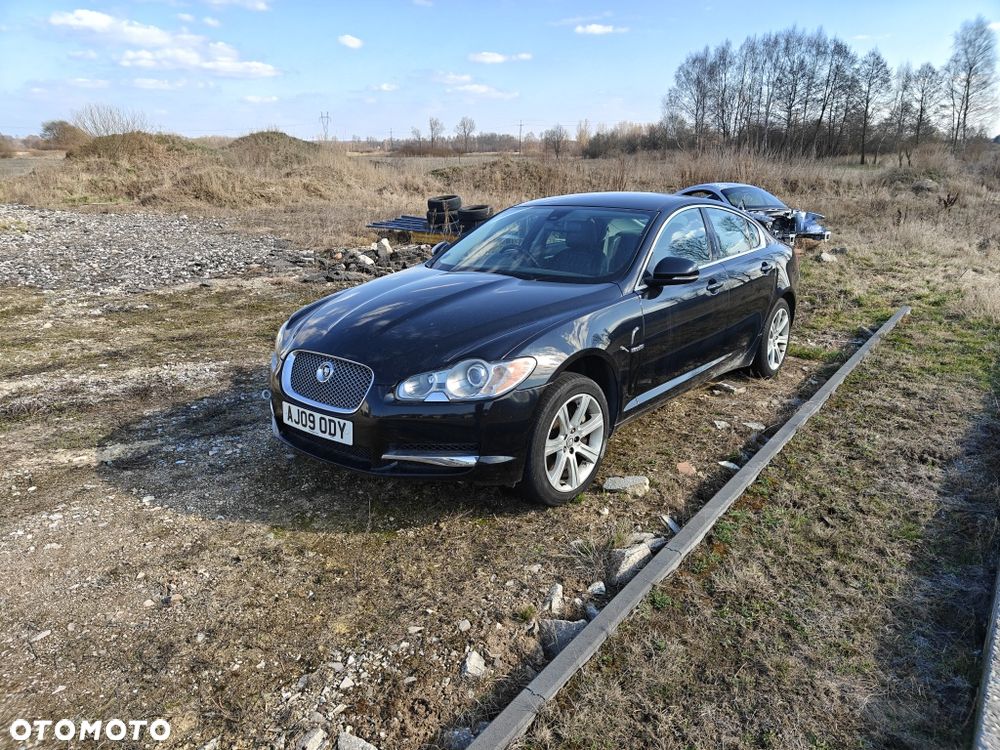 Jaguar XF - 7