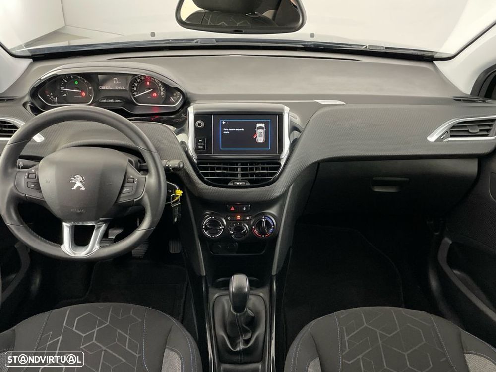 Peugeot 2008 1.2 PureTech Style - 10