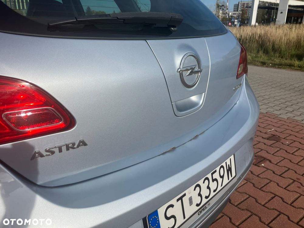 Opel Astra - 13