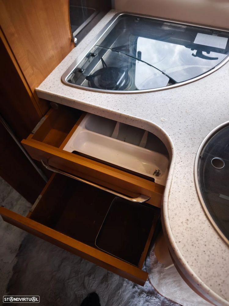 Rapido Serie 90dF 9000FH - 23