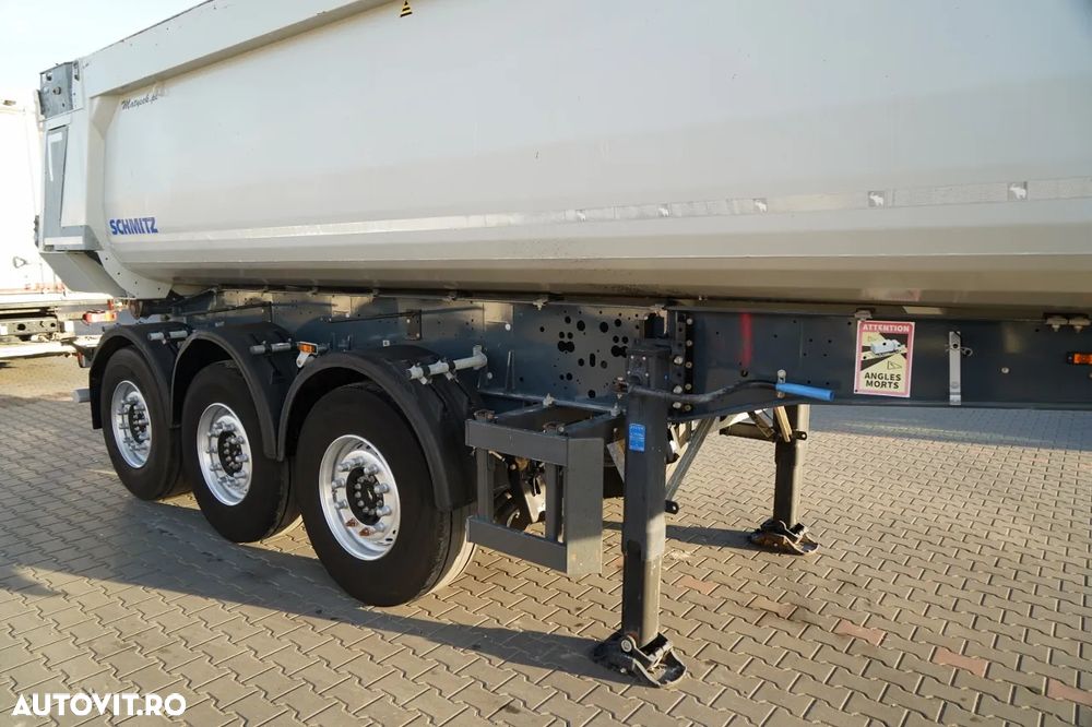 Schmitz Cargobull / BASCĂLĂTOR / 26 m3 / HIDROCLAPEATĂ / AXĂ RIDICABILĂ / - 9