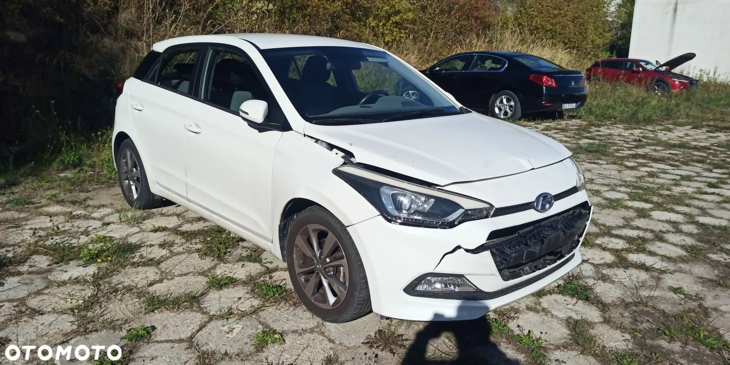 Hyundai i20 1.2 BlueDrive Classic + - 9