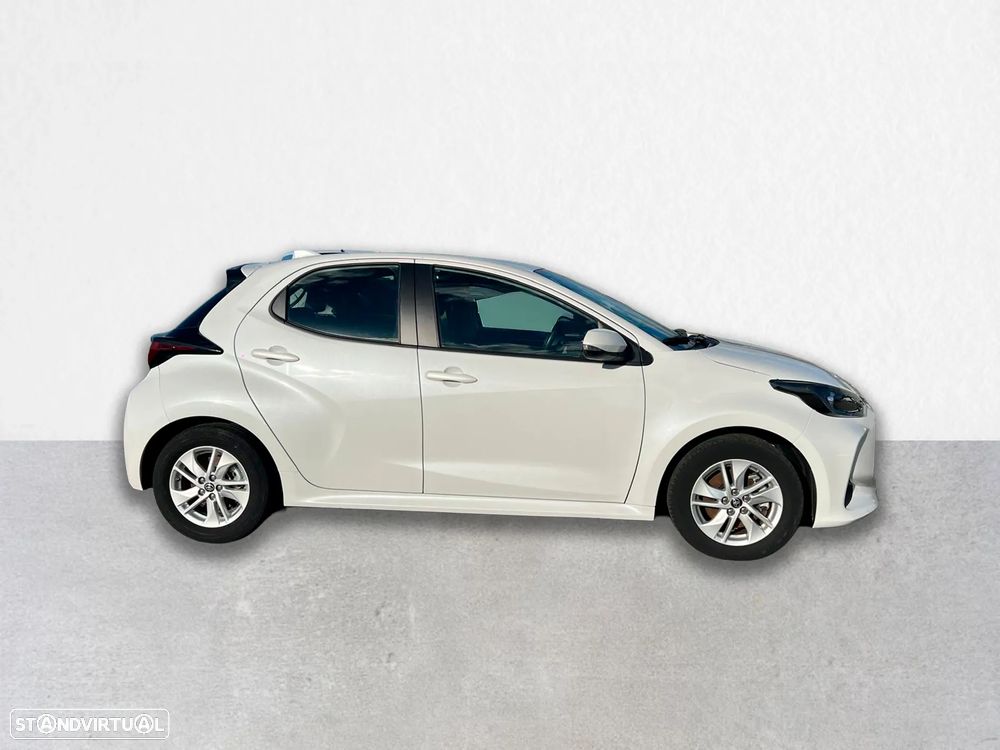 Toyota Yaris - 22