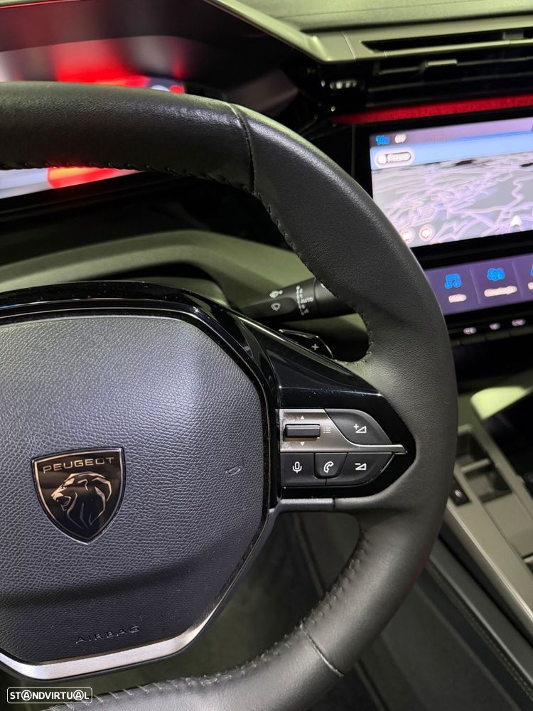 Peugeot 408 1.6 Hybrid Allure Pack e-EAT8 - 21