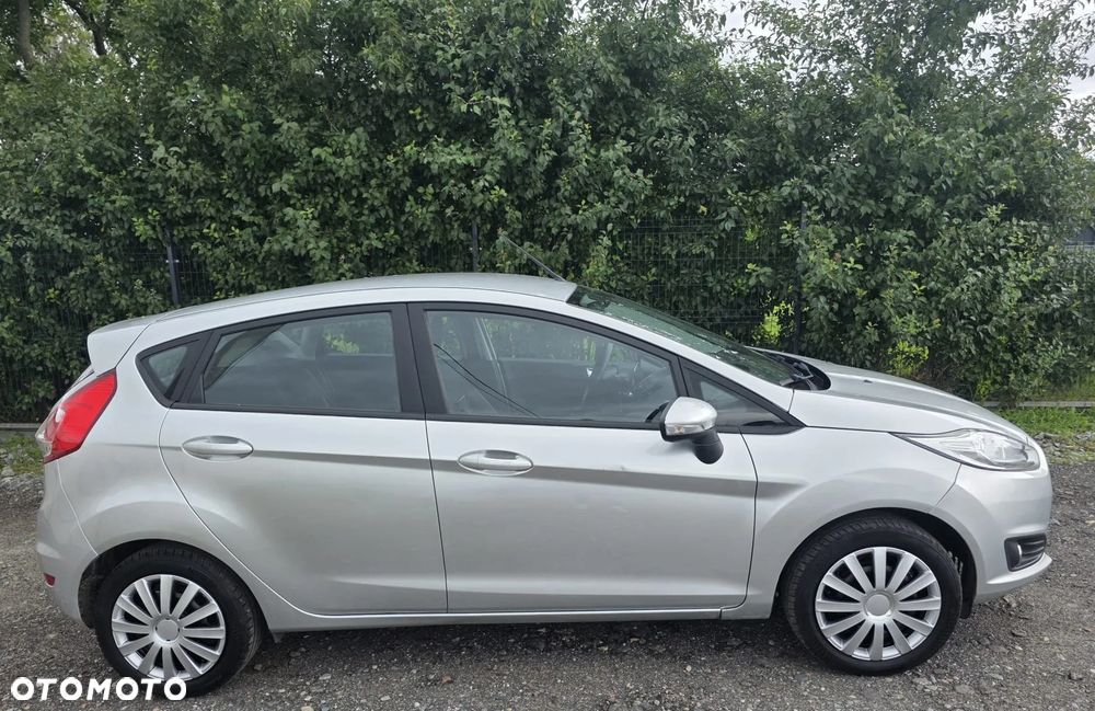 Ford Fiesta - 7