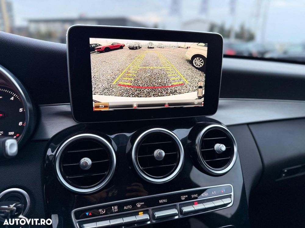 Mercedes-Benz C 220 d 4Matic T 9G-TRONIC Exclusive - 11