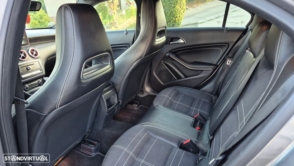 Mercedes-Benz A 180 CDI AMG Line - 9
