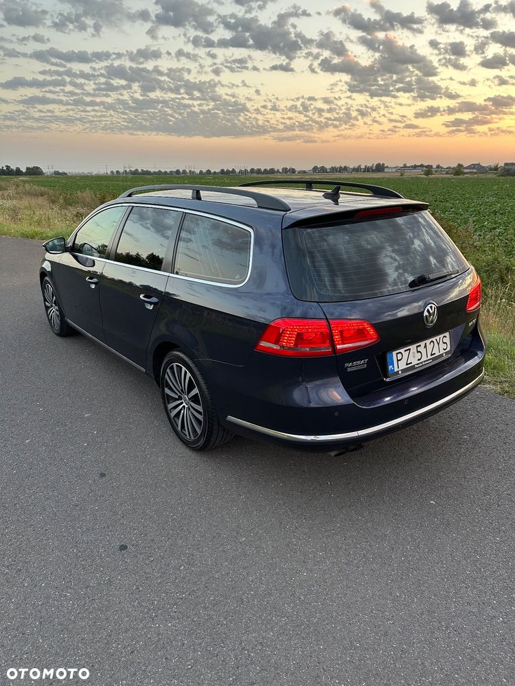 Volkswagen Passat 2.0 TDI Comfortline DSG - 3