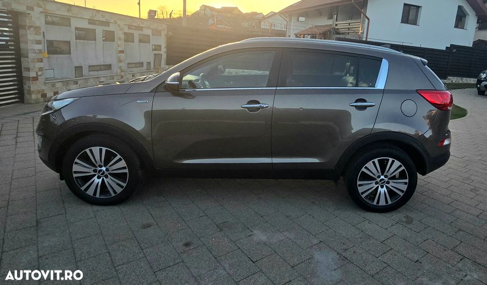 Kia Sportage 2,0 CRDI AWD Aut. Platinum - 24