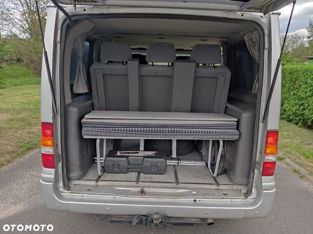 Ford Transit - 11