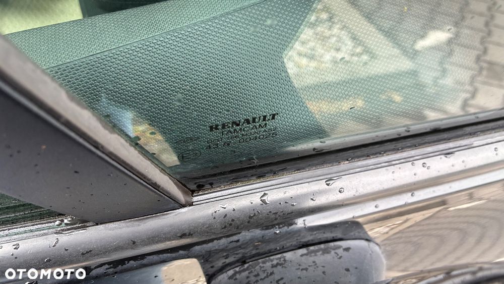 Renault Clio - 25
