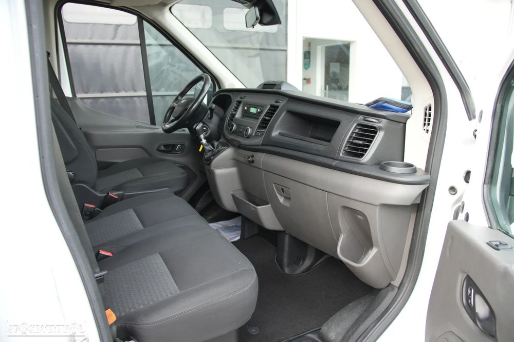 Ford Transit 7Lugares 2.0EcoBlue 130cv Cabine Dupla - 9