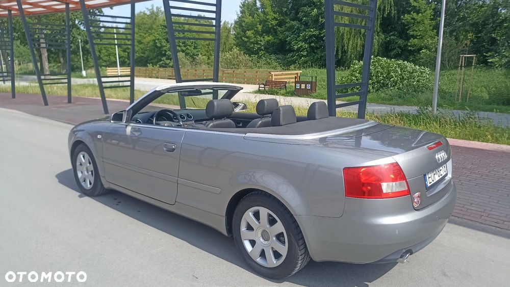 Audi A4 Cabrio - 7