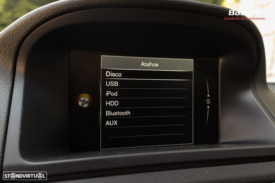 Volvo XC 70 D4 Geartronic Black Line - 42