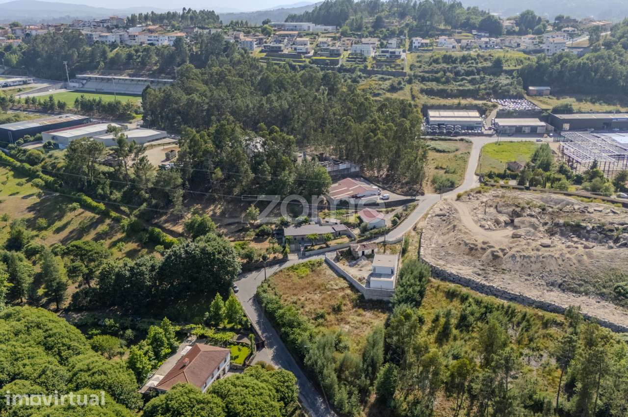 Terreno Urbanizável em Vila Verde - Braga - Grande imagem: 3/9