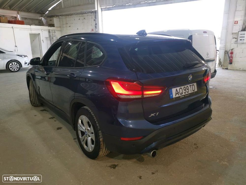 BMW X1 25 e xDrive Corporate Edition - 2