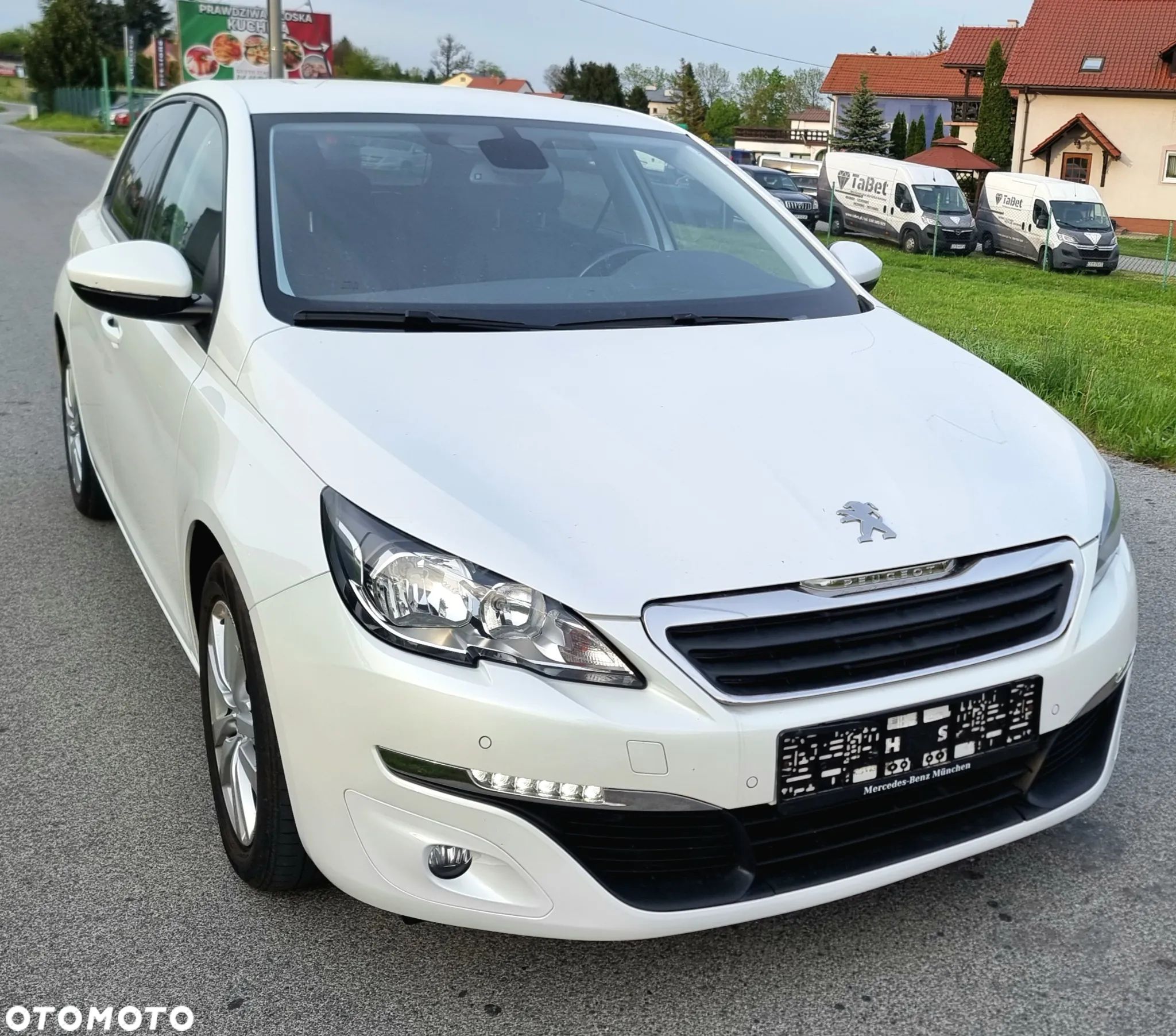 Peugeot 308 1.6 BlueHDi Allure S&S - 1