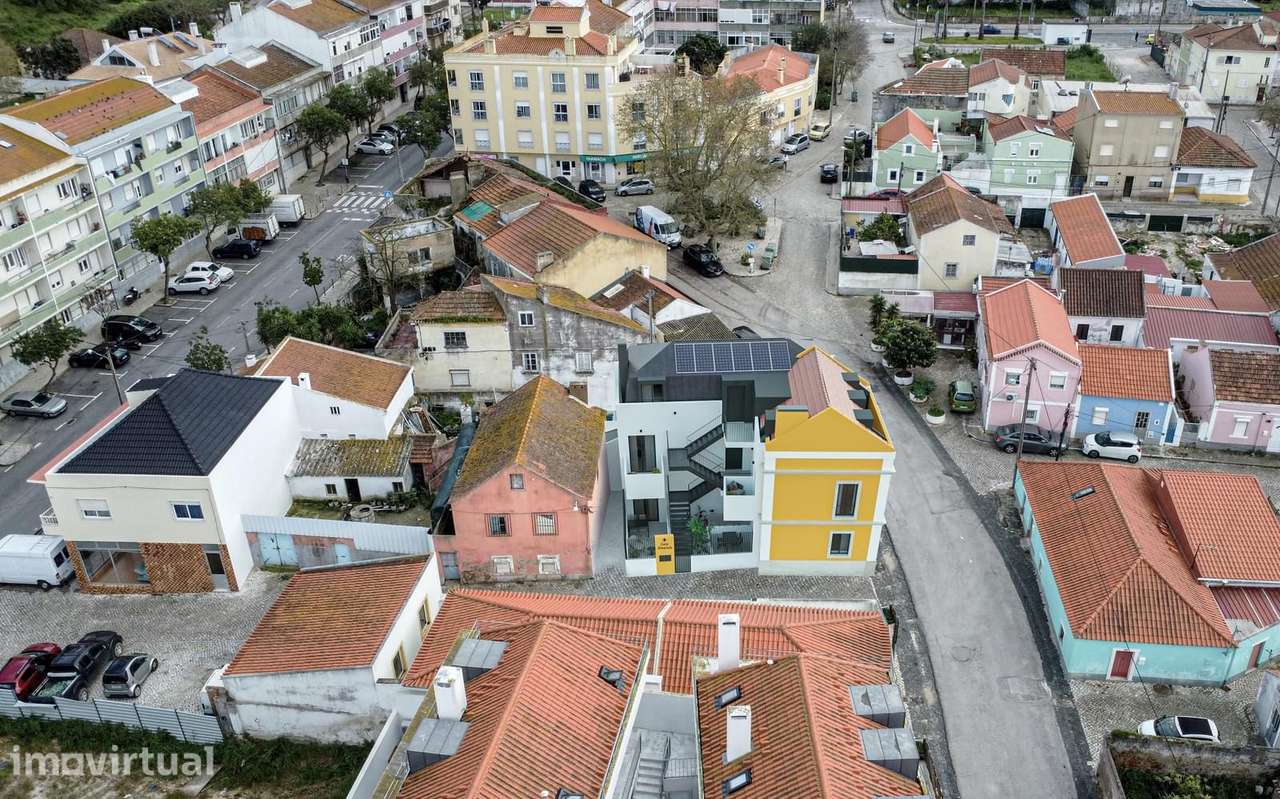 Apartamento T2 no Condomínio "Casa Amarela", Trafaria, Almada - Grande imagem: 2/31