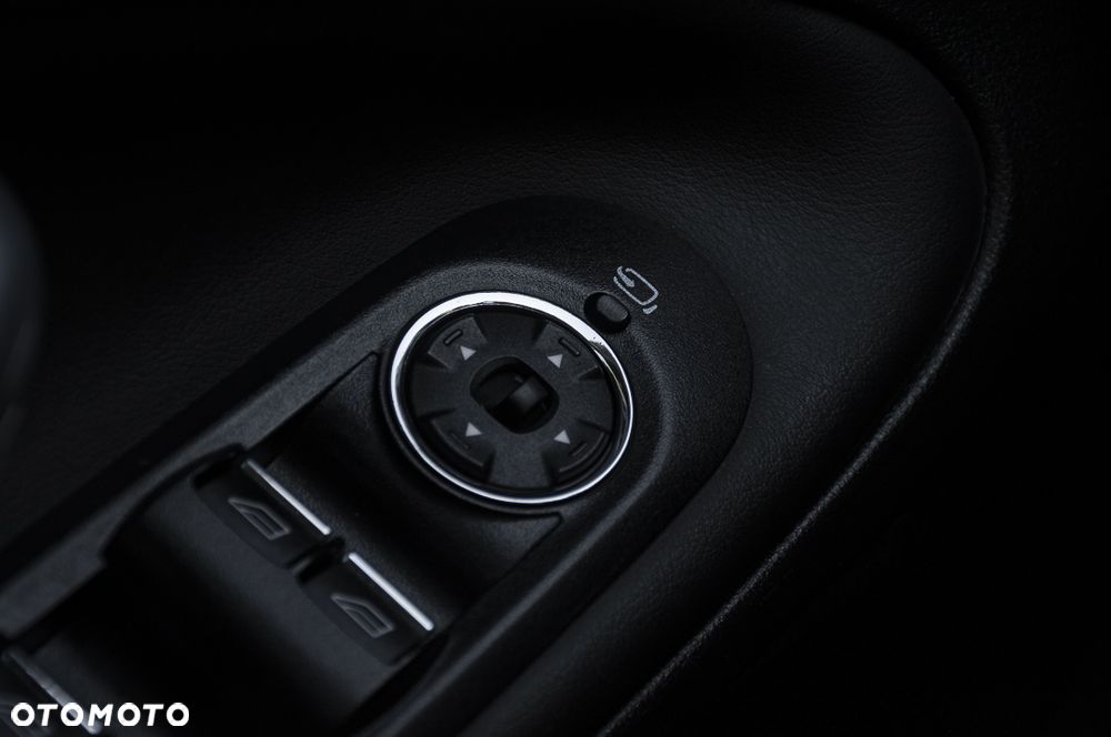 Ford S-Max - 25