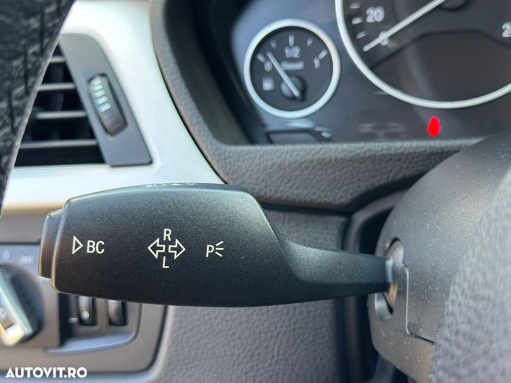 BMW Seria 3 318d Aut. - 21