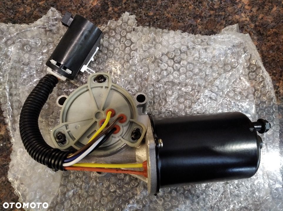 SILNIK silniczek reduktora napedow napedu nastawnik DODGE RAM 2011-2023 1500 2500 3500 4500 5500 pickup 3.0 3.6 3.7 4.7 5.7 5.9 6.4 6.7 8.0 8.3 BENZYNA DIESEL 68089746AB 6889746aa 68089746AA 68089746AC