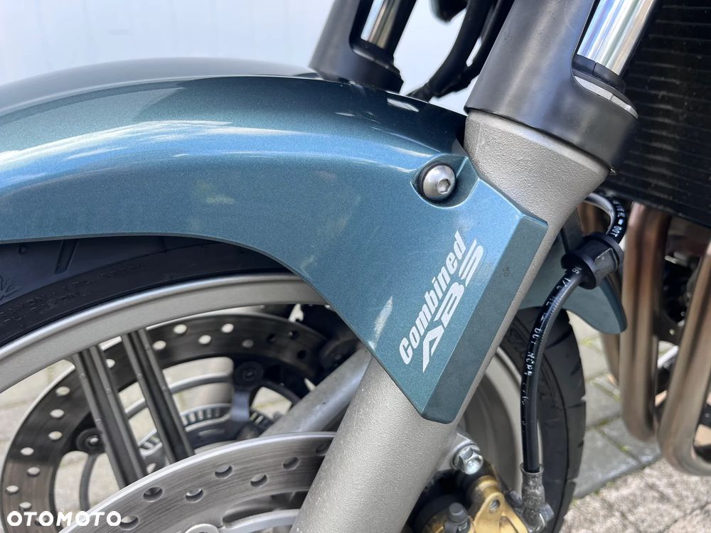 Honda CBF - 9