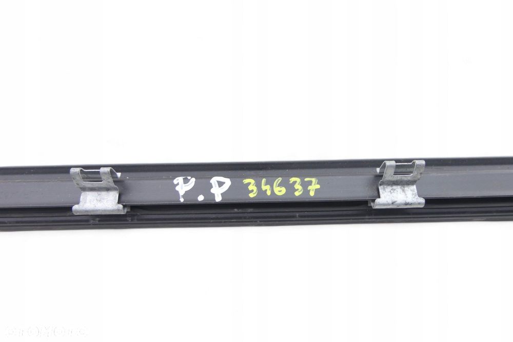 Wewnętrzna Uszczelka Szyby Prawy Przód LAND ROVER DISCOVERY V HY32-21434 - 9
