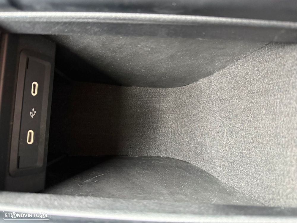 Mercedes-Benz GLA 180 d AMG Line - 21