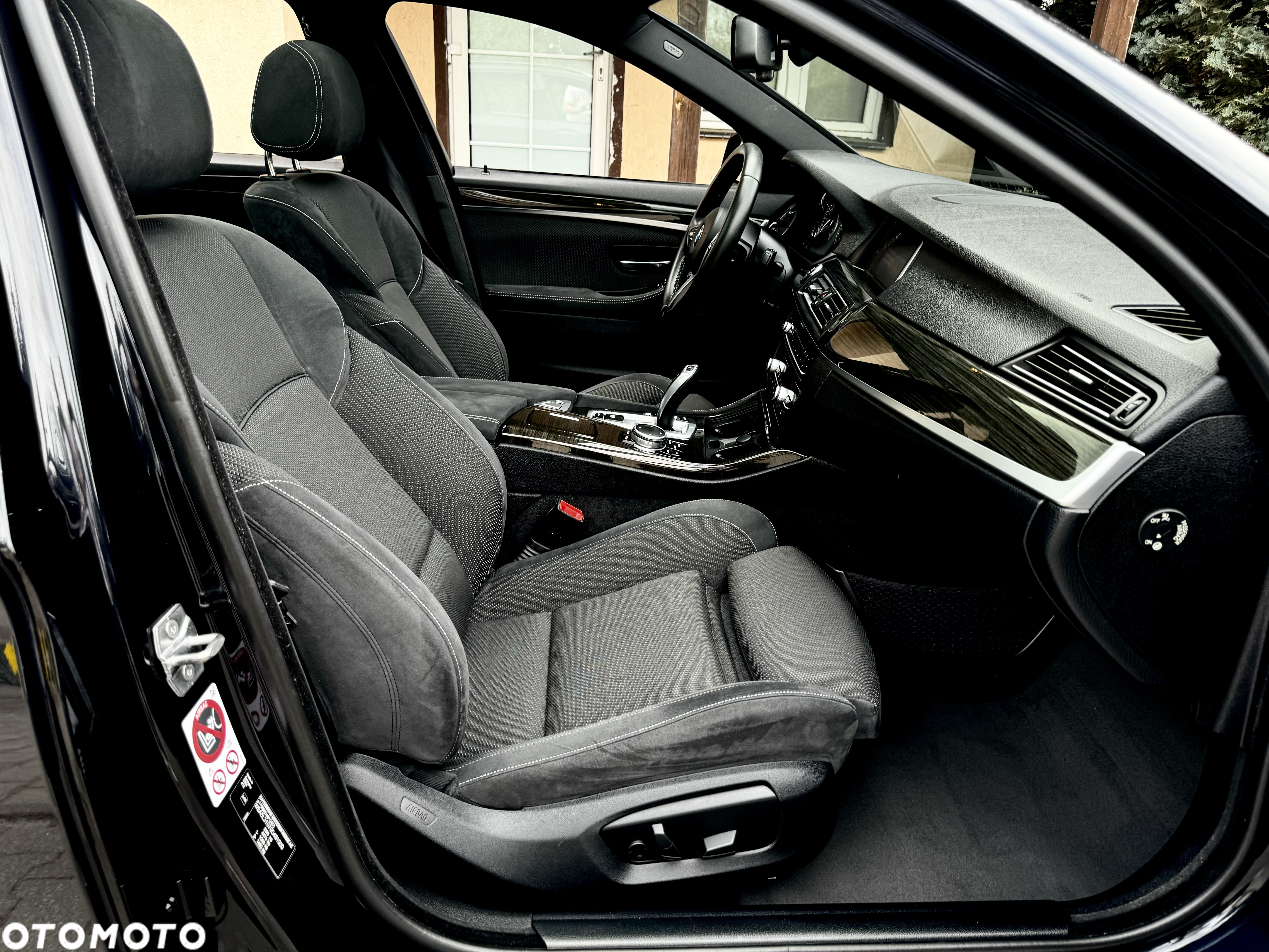 BMW Seria 5 520d Touring M Sport Edition - 7