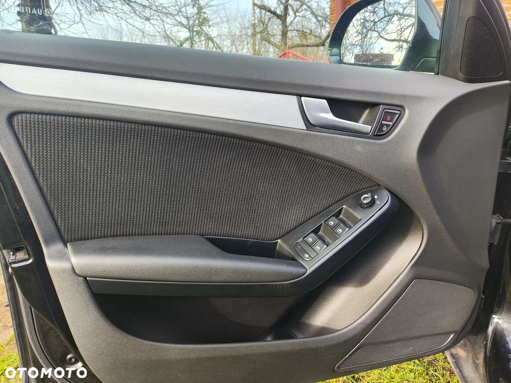 Audi A4 Avant 2.0 TDI DPF S line Sportpaket - 17