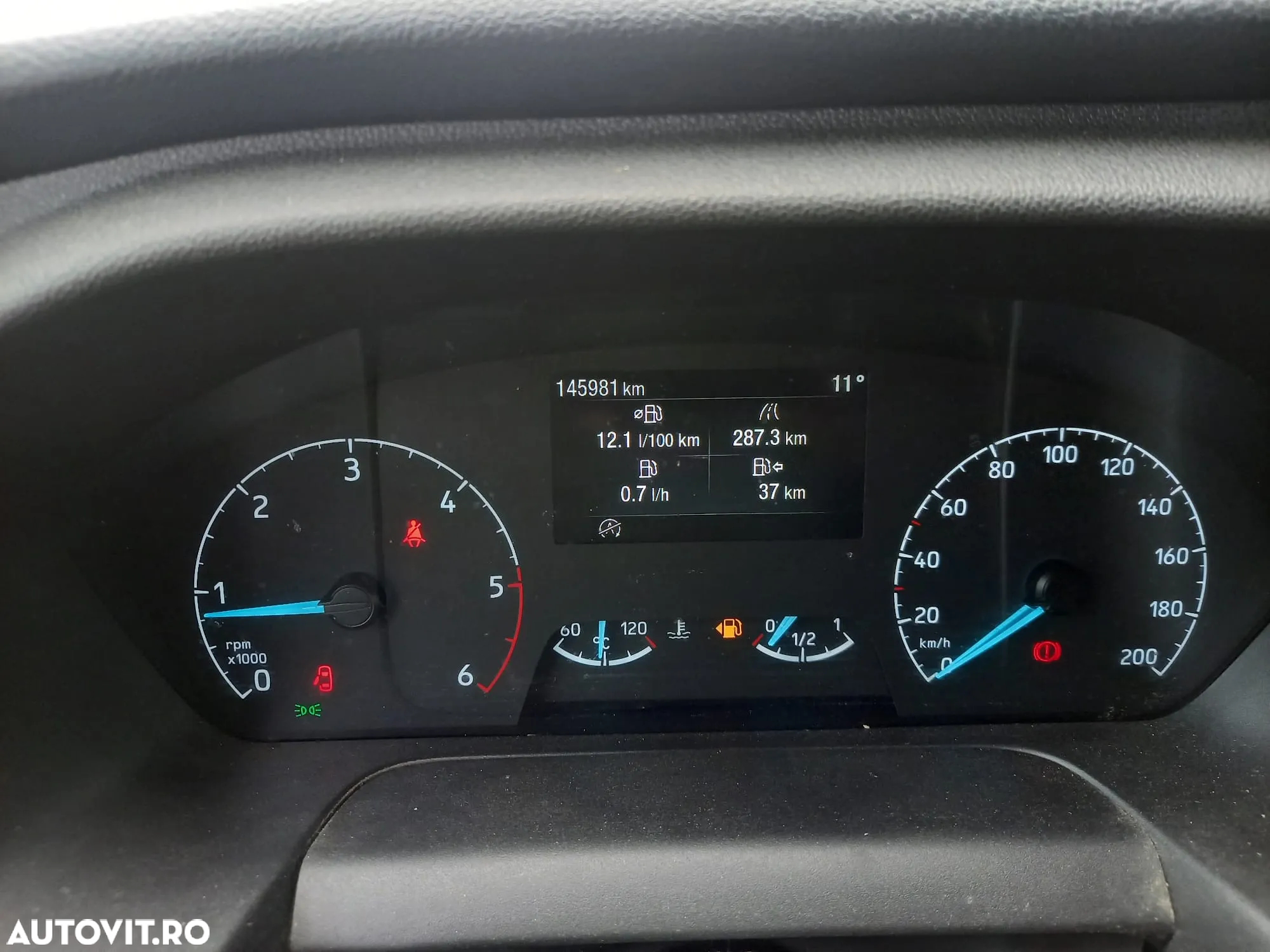 Ford Transit - 21