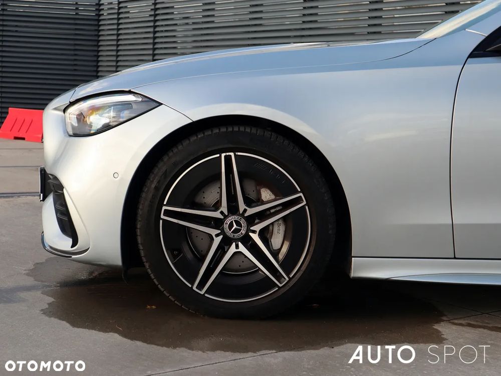 Mercedes-Benz C-Class 2023 photo 3