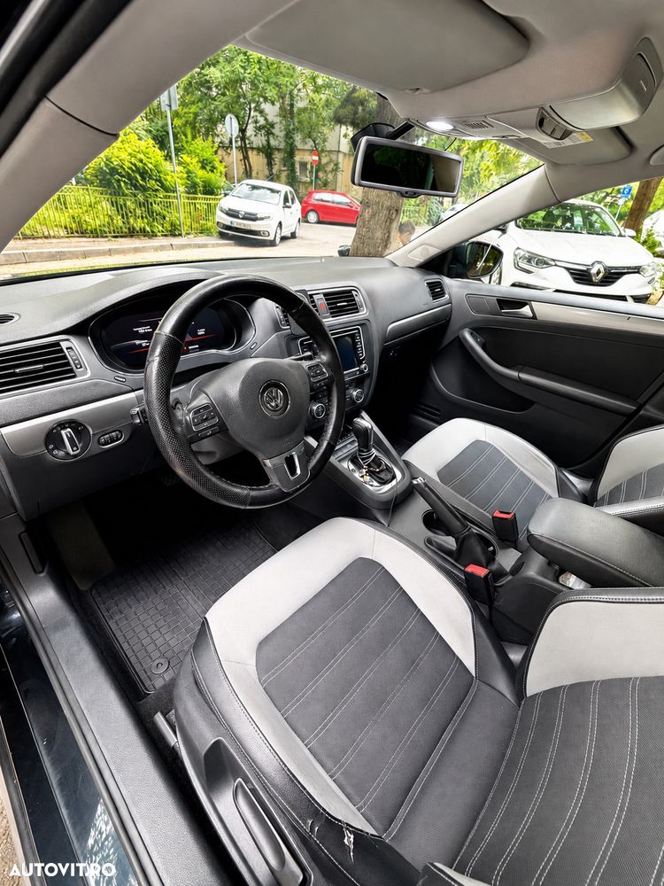 Volkswagen Jetta 1.4 TSI DSG Highline - 3